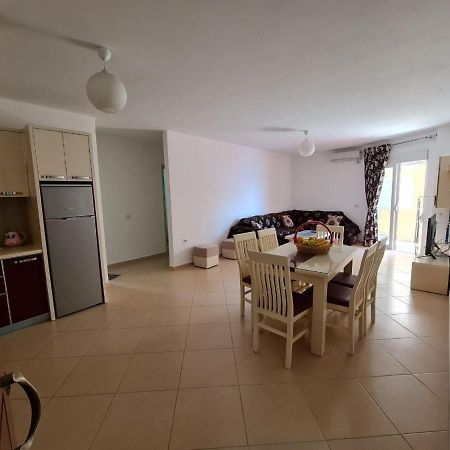 Meltin Apartments Sarandë 외부 사진
