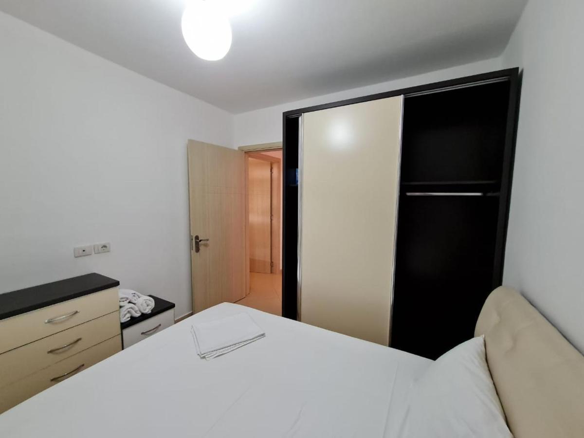 Meltin Apartments Sarandë 외부 사진